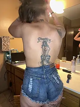 Snapshot of JusticeXXX68 chatting on 12/20/24, 12:38 JusticeXXX68 online show from 12/20/24, 12:38