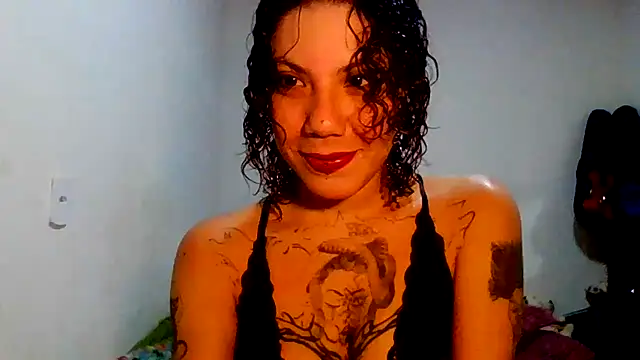 Submersidollx online show from 05/06/26, 12:21