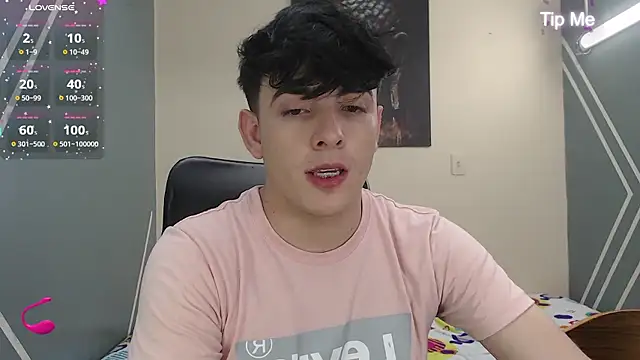 Snapshot of nolan_twink1 chatting on 12/05/24, 05:50 nolan twink1 online show from 12/05/24, 05:50