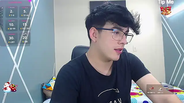 Snapshot of nolan_twink1 chatting on 12/19/24, 06:01 nolan twink1 online show from 12/19/24, 06:01