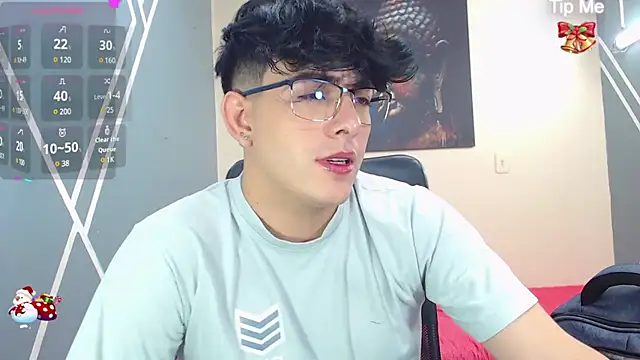 Snapshot of nolan_twink1 chatting on 12/26/24, 06:01 nolan twink1 online show from 12/26/24, 06:01