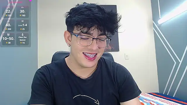 Snapshot of nolan_twink1 chatting on 01/11/25, 05:29 nolan twink1 online show from 01/11/25, 05:29