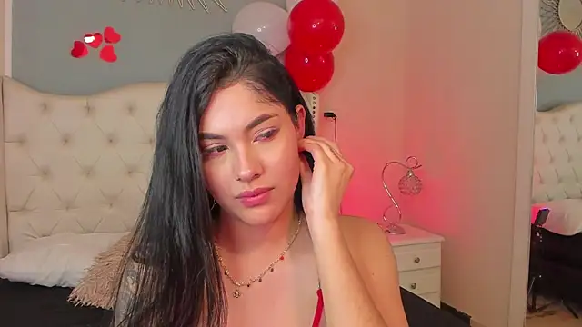 Snapshot of Mia_Elowen chatting on 02/15/25, 12:59 Mia Elowen online show from 02/15/25, 12:59