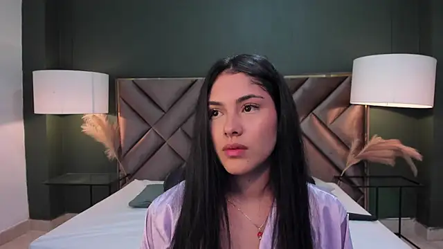 Snapshot of Mia_Elowen chatting on 03/21/25, 11:34 Mia Elowen online show from 03/21/25, 11:34