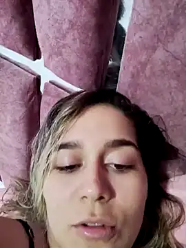 Snapshot of LaurenWelly_ chatting on 02/15/25, 11:36 LaurenWelly online show from 02/15/25, 11:36