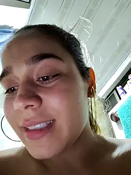 Snapshot of LaurenWelly_ chatting on 02/20/25, 11:43 LaurenWelly online show from 02/20/25, 11:43