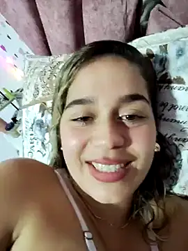 Snapshot of LaurenWelly_ chatting on 02/24/25, 12:30 LaurenWelly online show from 02/24/25, 12:30