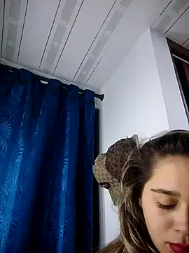 Snapshot of LaurenWelly_ chatting on 09/14/25, 11:15 LaurenWelly online show from 09/14/25, 11:15