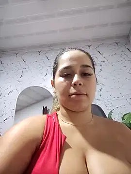 Snapshot of LaurenWelly_ chatting on 09/23/25, 02:47 LaurenWelly online show from 09/23/25, 02:47