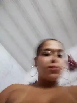 Snapshot of LaurenWelly_ chatting on 10/02/25, 11:23 LaurenWelly online show from 10/02/25, 11:23