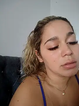 Snapshot of LaurenWelly_ chatting on 11/09/25, 05:55 LaurenWelly online show from 11/09/25, 05:55