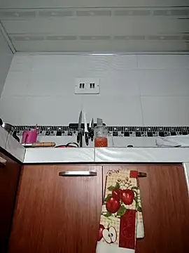 Snapshot of LaurenWelly_ chatting on 11/18/25, 12:38 LaurenWelly online show from 11/18/25, 12:38