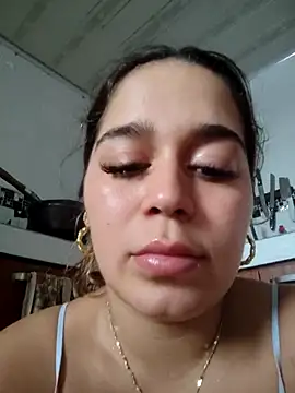 LaurenWelly  online show from 04/15/26, 07:58