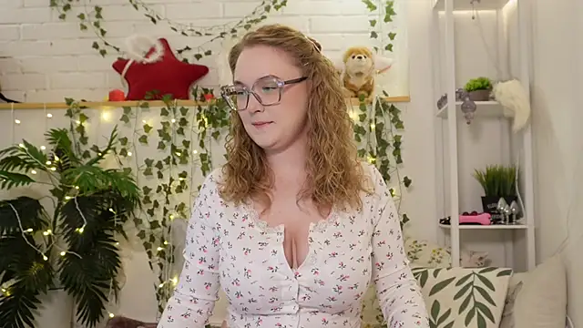 MonicaAsis online show from 09/13/25, 06:08