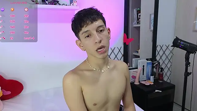 milky  boy  online show from 03/05/25, 03:40