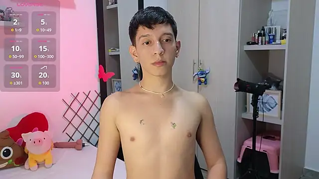 milky  boy  online show from 11/24/25, 05:07