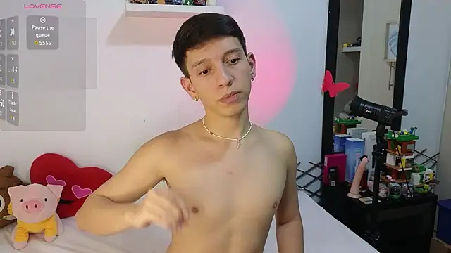 milky  boy  online show from 03/06/26, 09:55