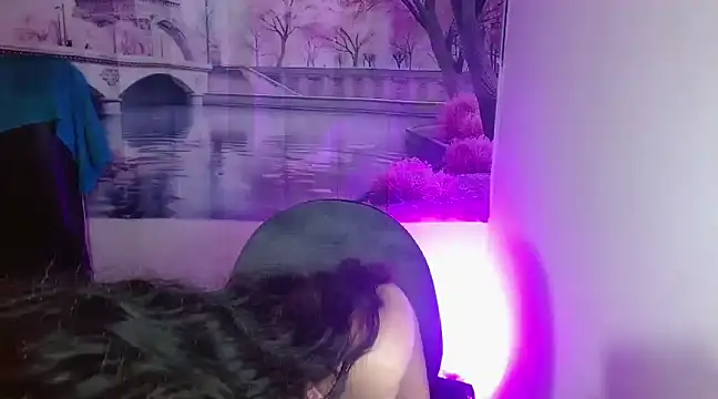 daniela rivasth online show from 03/01/25, 02:48