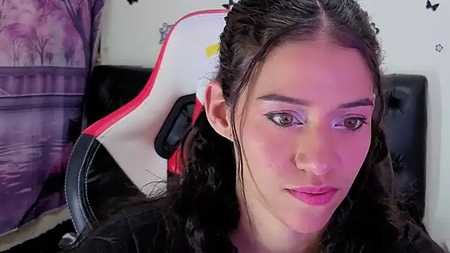 daniela rivasth online show from 09/09/25, 06:13