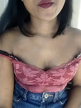 Rinika 67 online show from 12/15/25, 04:44