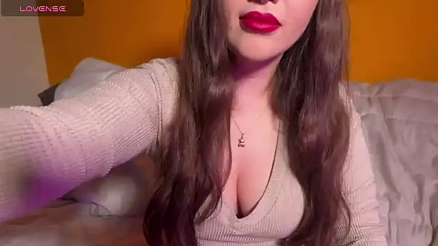 Elinatiranda online show from 04/07/26, 07:20