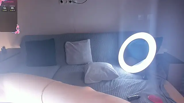 EdithHaskell online show from 12/17/24, 03:17