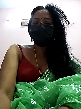 Snapshot of Tamil_sreelekha chatting on 01/04/25, 11:33 Tamil sreelekha online show from 01/04/25, 11:33