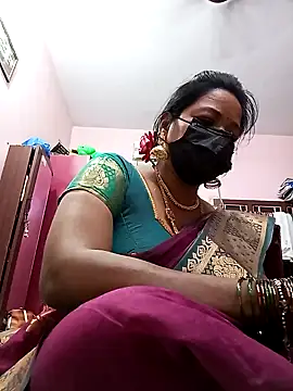 Snapshot of Tamil_sreelekha chatting on 02/09/25, 04:29 Tamil sreelekha online show from 02/09/25, 04:29