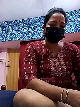 Tamil sreelekha online show from 11/14/25, 04:38