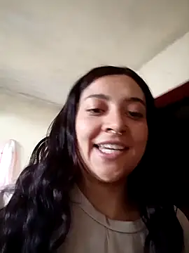 CORALINE GREYM online show from 10/22/25, 06:29