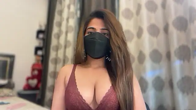 Hotty-Sana online show from 04/10/26, 06:01