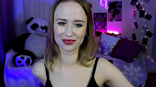 Snapshot of SashaBrooks chatting on 09/23/25, 06:11 SashaBrooks online show from 09/23/25, 06:11