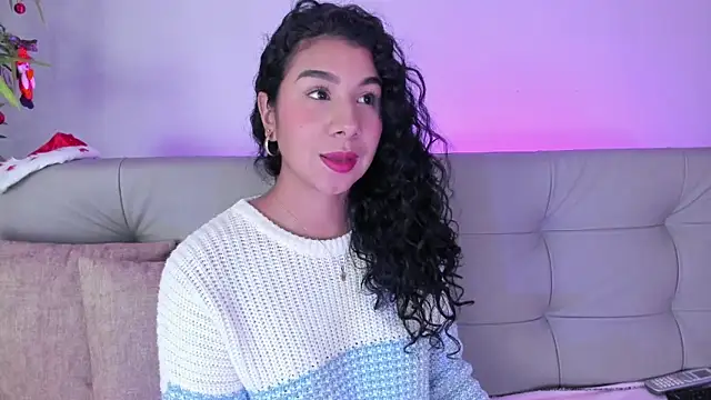 candyy bella online show from 12/23/24, 05:43