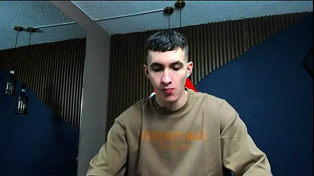 JacksonOlsenn online show from 01/12/25, 12:44