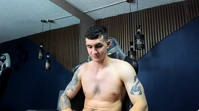 JacksonOlsenn online show from 01/14/25, 05:45