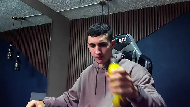 JacksonOlsenn online show from 01/18/25, 12:36