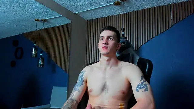 JacksonOlsenn online show from 01/20/25, 03:39