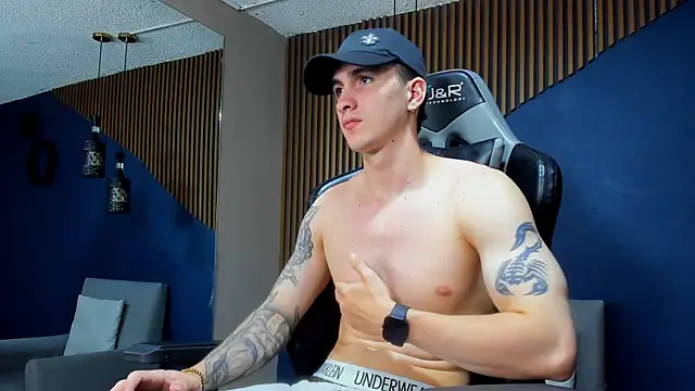 JacksonOlsenn online show from 01/26/25, 03:36