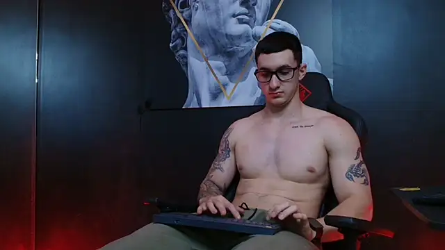 JacksonOlsenn online show from 09/17/25, 09:16