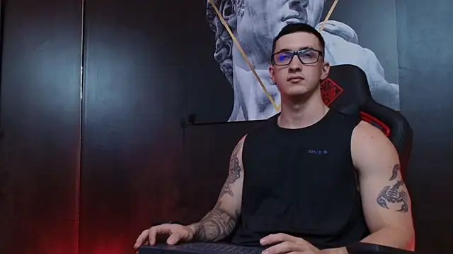 JacksonOlsenn online show from 09/30/25, 08:47