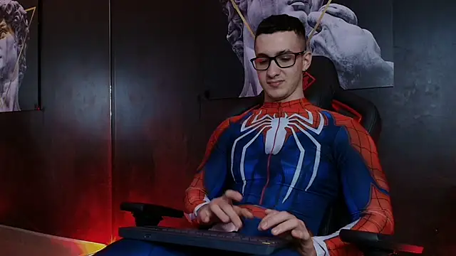 JacksonOlsenn online show from 10/31/25, 09:16