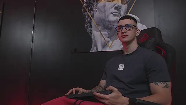 JacksonOlsenn online show from 11/19/25, 11:05