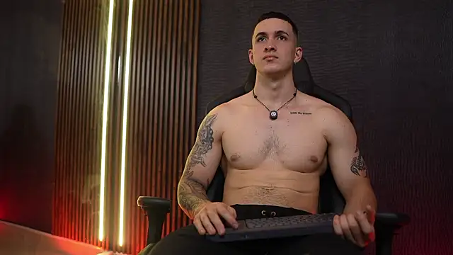 JacksonOlsenn online show from 02/28/26, 09:38