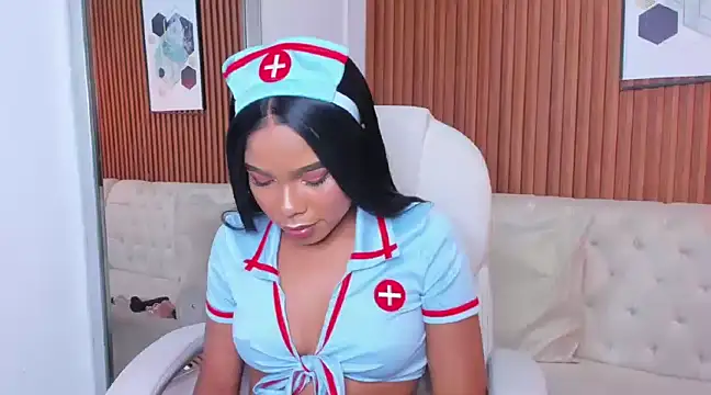 Snapshot of RoxannaHanson chatting on 03/01/25, 04:26 RoxannaHanson online show from 03/01/25, 04:26