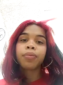 Snapshot of evelyn_wine chatting on 02/01/25, 06:08 evelyn wine online show from 02/01/25, 06:08