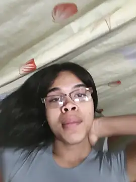 Snapshot of evelyn_wine chatting on 11/26/25, 12:39 evelyn wine online show from 11/26/25, 12:39