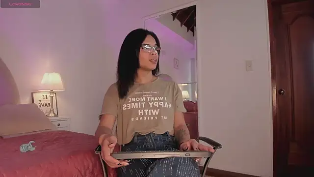 evelyn wine online show from 01/05/26, 09:29