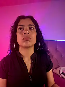 NINA 18 YEARS online show from 10/11/25, 09:24