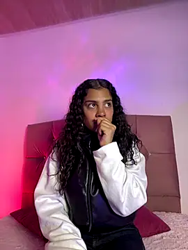 NINA 18 YEARS online show from 11/07/25, 06:52