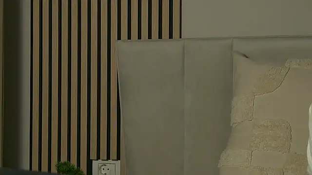 Snapshot of AngeliqueSkye chatting on 10/03/25, 03:14 AngeliqueSkye online show from 10/03/25, 03:14